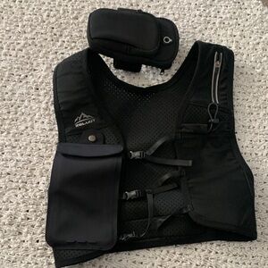 ZelvotBlack Running Utility Vest with Detachable Pouch